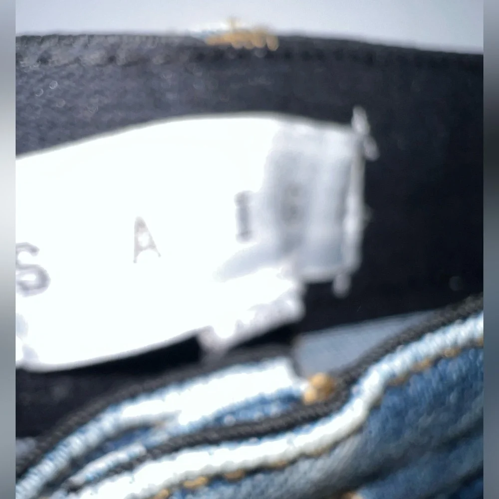 Saige Denim straight Leg 7/28 - Picture 7 of 9